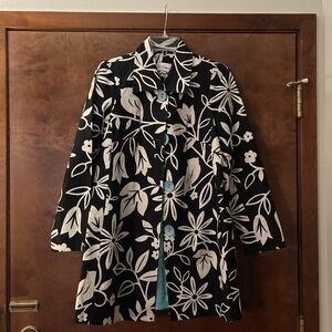 3 Sisters Black and White Patterned jacket